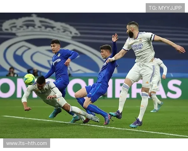 派尚：荷甲新援处子球，马赛中场轮换显深度